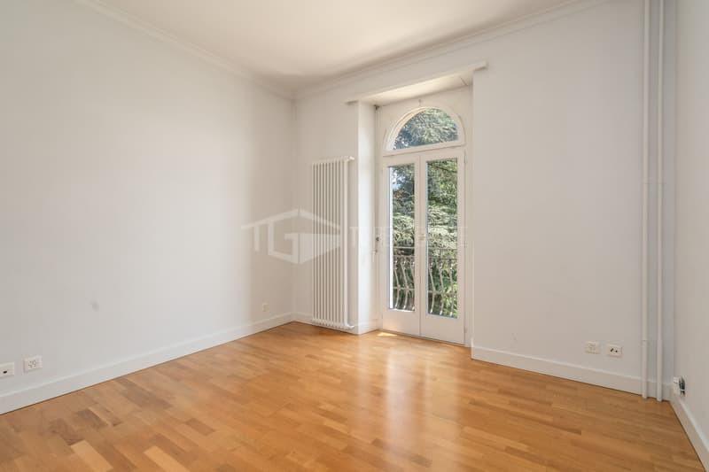 ELEGANTE 5,5-ZIMMER-WOHNUNG MIT SPEKTAKULÄRER SEESICHT (9)