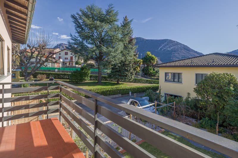 GEMÜTLICHE 5,5-ZIMMER-WOHNUNG MIT PRIVATEM GARTEN (6)