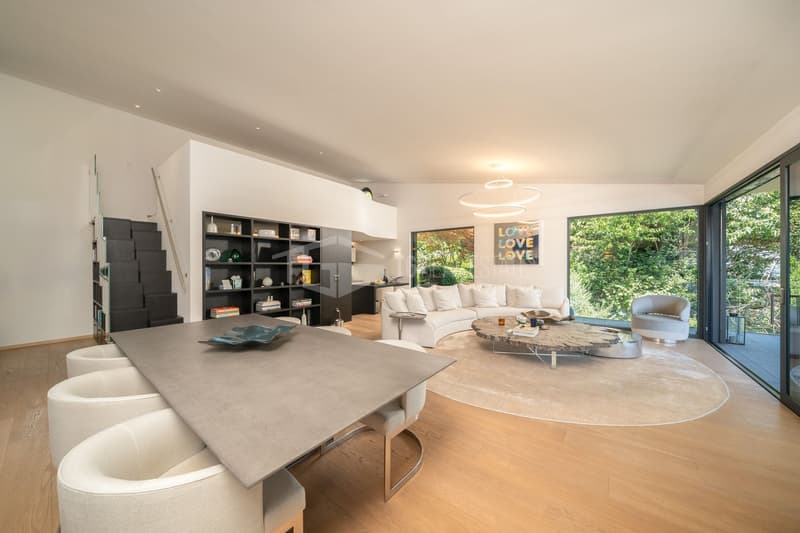 ELEGANTE APPARTAMENTO DI 4 LOCALI CON GIARDINO E VISTA LAGO (5)