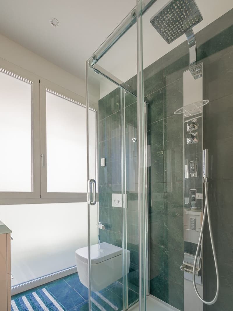 3.5 ZIMMER IM ZENTRUM VON LUGANO (8)