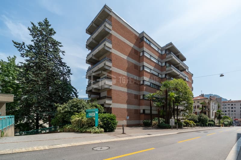 DUPLEX CON GIARDINO IN CENTOR LUGANO (14)