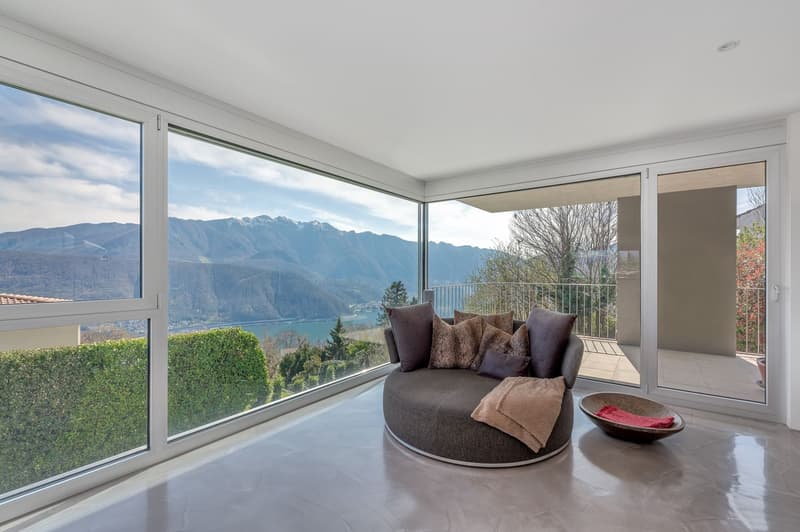 EXKLUSIVE DESIGNERVILLA MIT SEEBLICK UND ABSOLUTER PRIVATSPHÄRE (3)