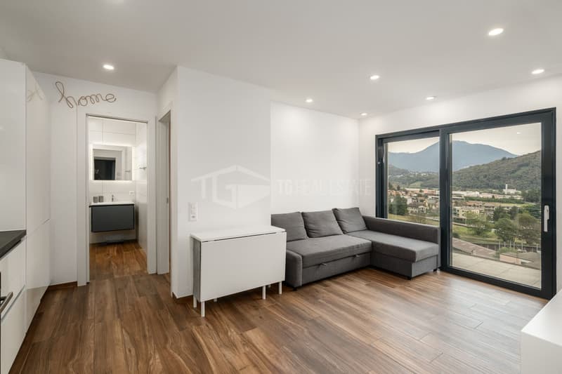 MODERNE VILLA MIT PANORAMABLICK UND EINER SEPARATEN WOHNUNG (6)