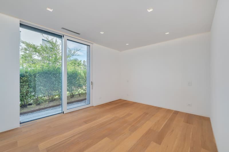 LUXURIÖSES 4,5-ZIMMER-HAUS MIT GARTEN (8)