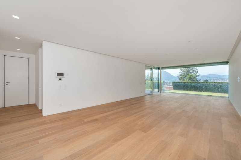 LUXURIÖSES 4,5-ZIMMER-HAUS MIT GARTEN (5)