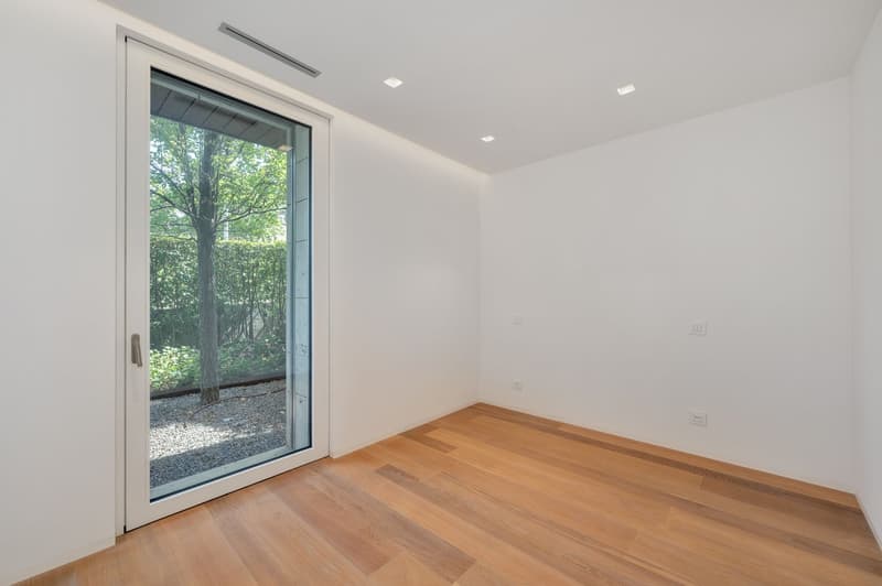 LUXURIÖSES 4,5-ZIMMER-HAUS MIT GARTEN (10)
