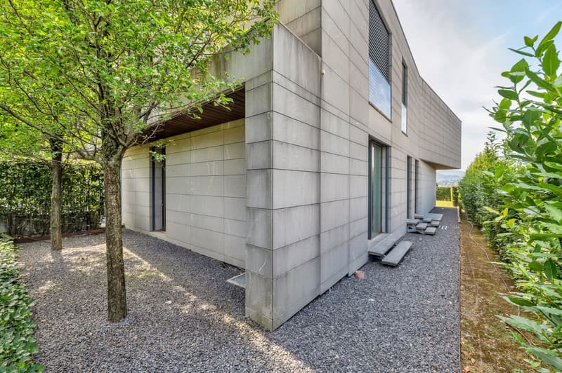 LUXURIÖSES 4,5-ZIMMER-HAUS MIT GARTEN (13)