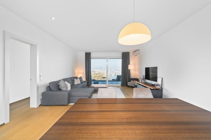 ELEGANZ UND PRIVATSPHÄRE MIT SEEBLICK (3)