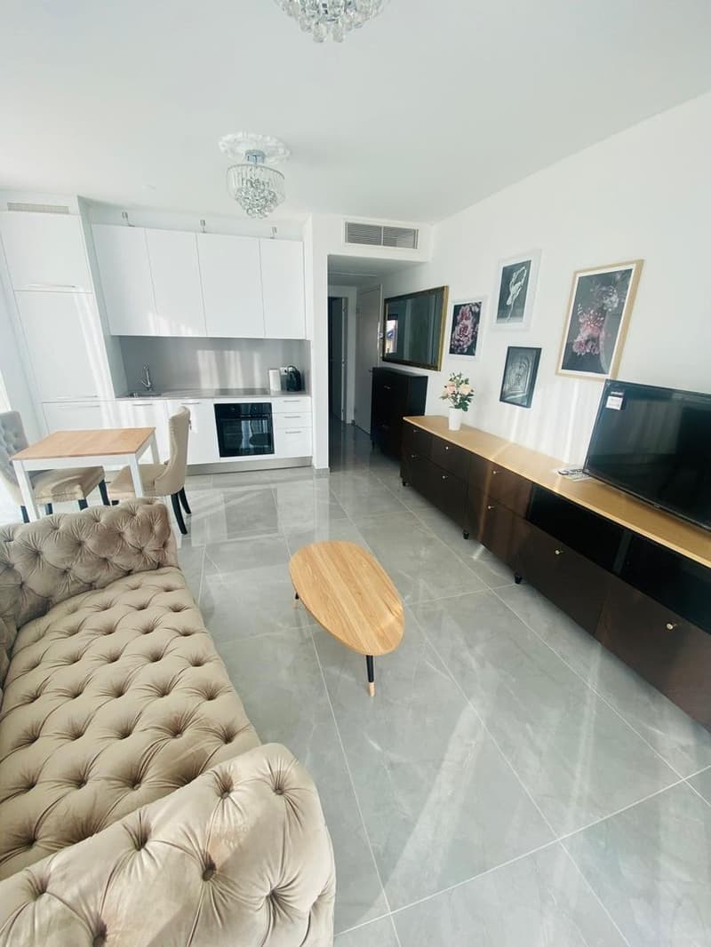 Elegante 2.5-Zimmer-Wohnung in einer neuen Residenz in Lugano (8)