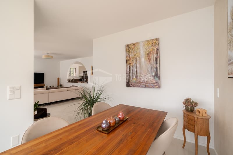 APPARTAMENTO AMMOBILIATO CON VISTA LAGO (5)