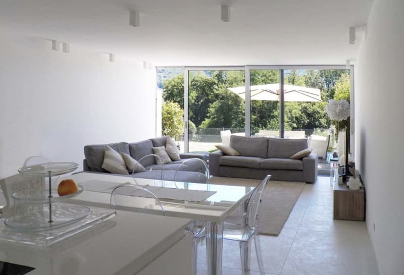 GERÄUMIGE DUPLEXWOHNUNG MIT BLICK AUF GARTEN UND GRÜN (2)