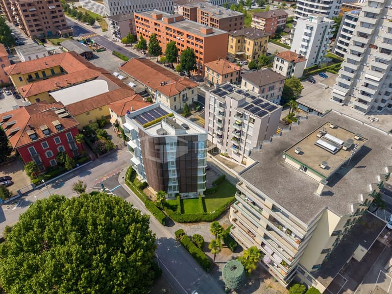 MODERNO BILOCALE IN CENTRO LUGANO (15)