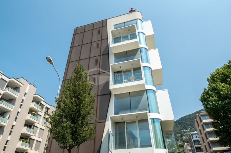 MODERNO BILOCALE IN CENTRO LUGANO (1)