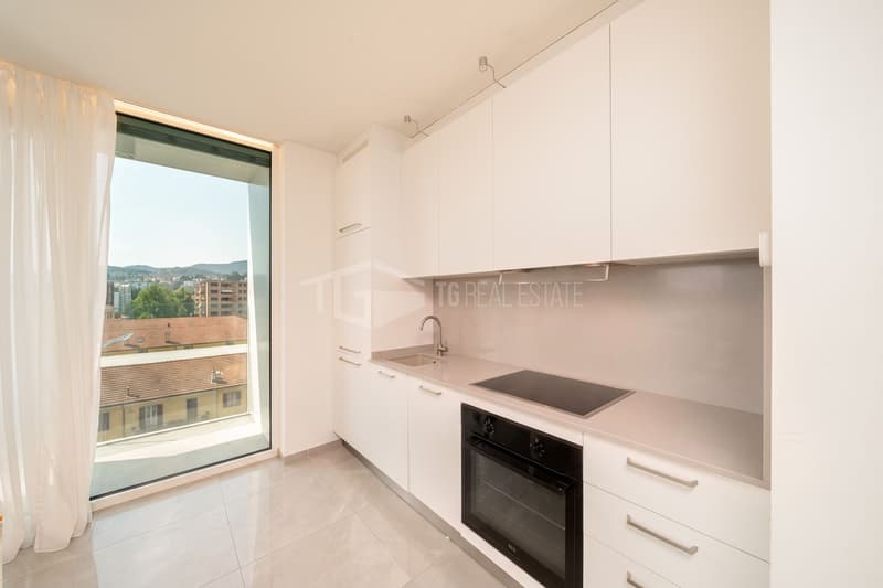 MODERNO BILOCALE IN CENTRO LUGANO (5)