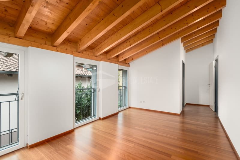 4,5-ZIMMER-DACHGESCHOSS-PENTHOUSE. IDEAL FÜR FAMILIEN (6)