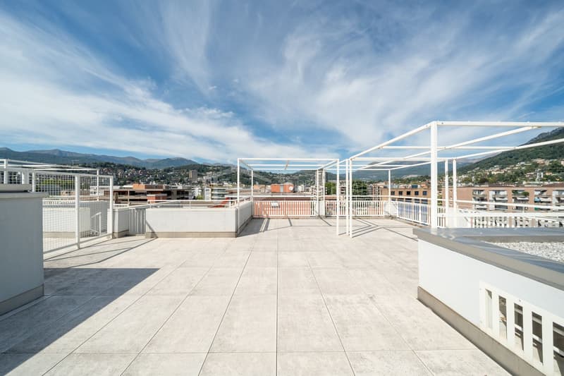 DUPLEX-PENTHOUSE MIT DACHTERRASSE UND SEEBLICK (3)