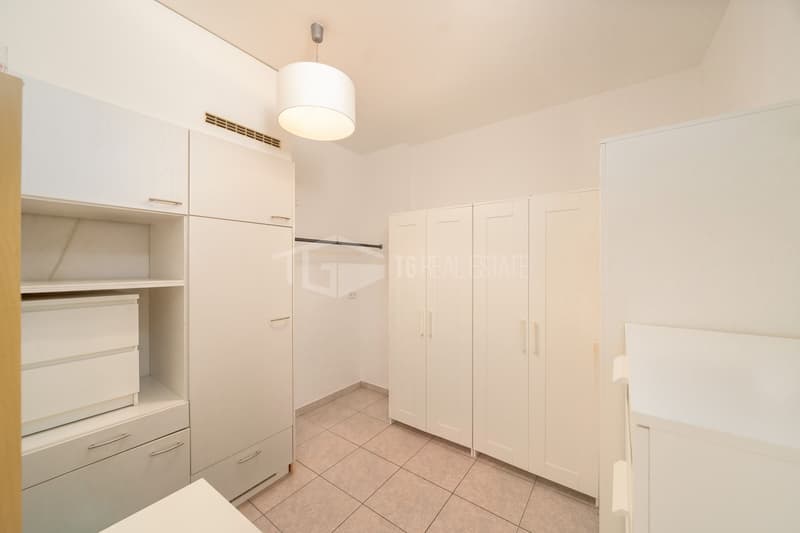 DUPLEX MIT GARTEN UND PANORAMABLICK AUF DEN SEE (15)