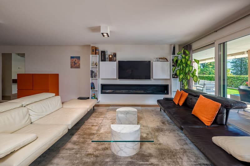 KOMFORTABLE WOHNUNG MIT PRIVATEM GARTEN IN MELIDE (8)