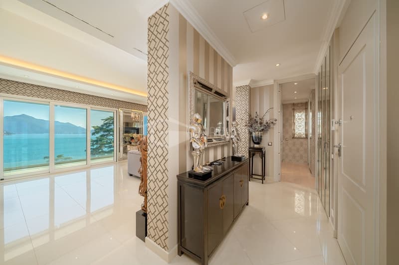 Elegantes Luxus-Penthouse mit Panoramablick auf den See (14)