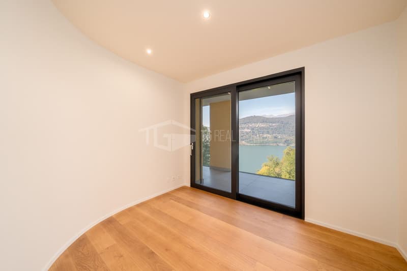MODERNO APPARTAMENTO DI 3.5 LOCALI CON VISTA LAGO (7)
