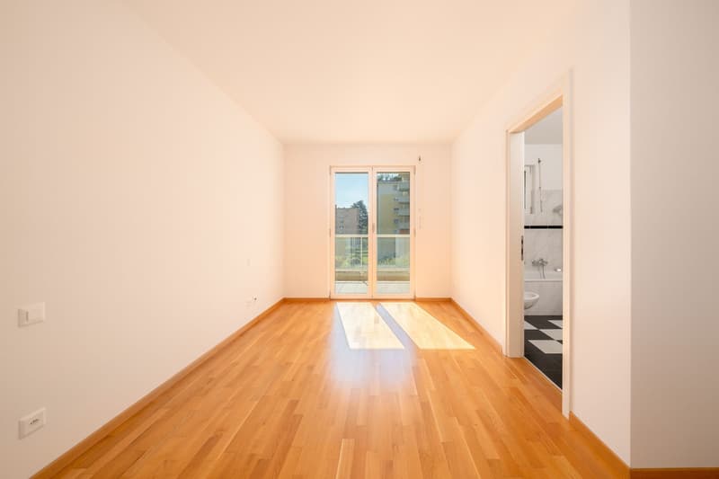 Geräumige 5.5-Zimmer-Wohnung (7)