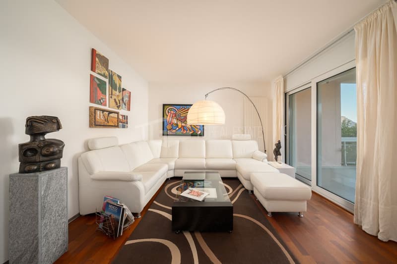 DUPLEX MIT GARTEN UND PANORAMABLICK AUF DEN SEE (8)