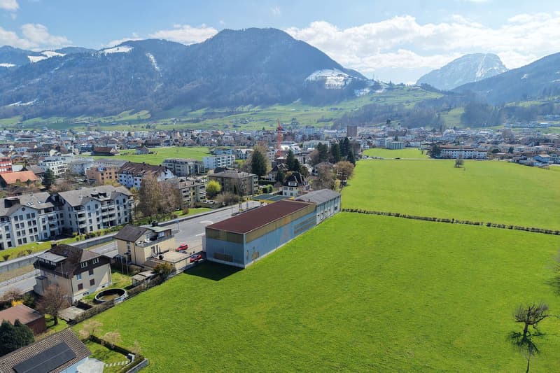 Land with great potential – near train station, in the green with a far-reaching view (9)