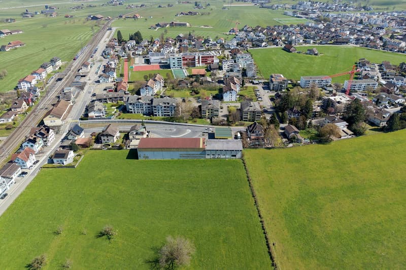 Land with great potential – near train station, in the green with a far-reaching view (11)