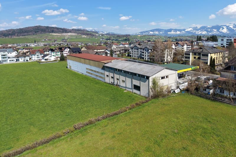 Land with great potential – near train station, in the green with a far-reaching view (4)