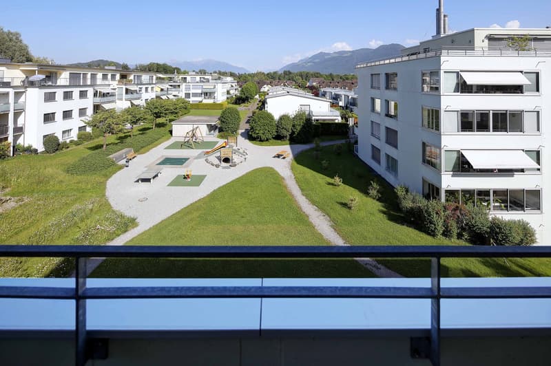 Habitation calme, à proximité du centre-ville et du port – avec vue panoramique (13)
