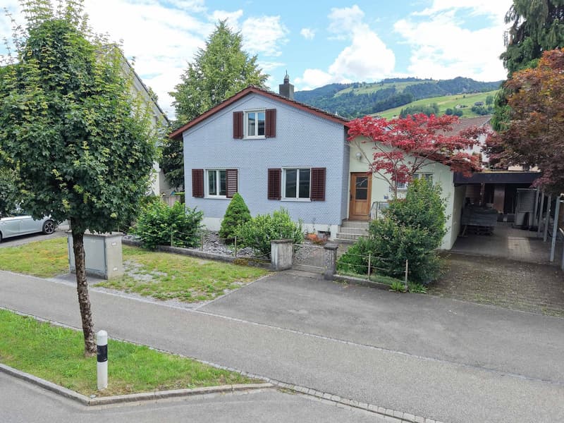 Einfamilienhaus – freistehend, potentialreich, ideal für Familien (1)