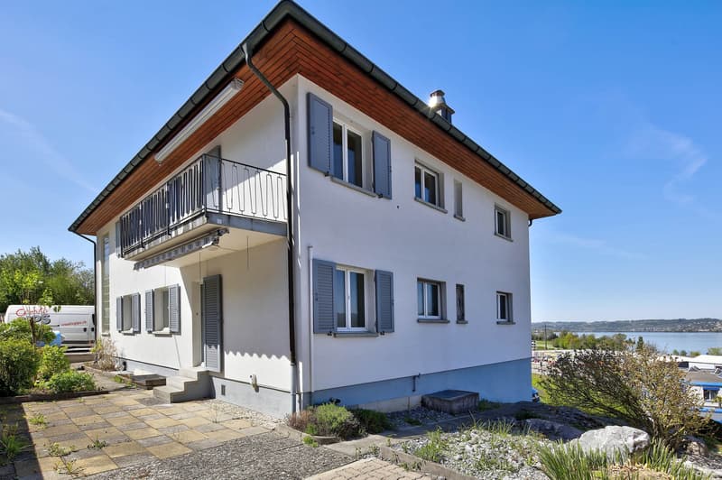 Maison à deux familles – situation surélevée, vue lointaine, vue sur le lac (3)