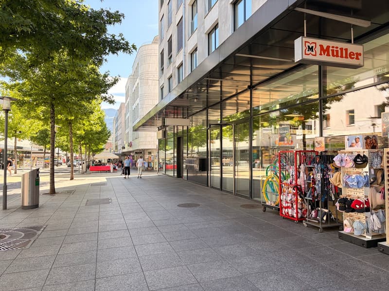 Top sales area in prime location – Bahnhofstrasse Buchs SG (approx. 1'264 m²) (4)