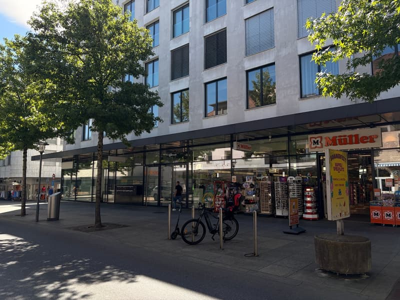 Top sales area in prime location – Bahnhofstrasse Buchs SG (approx. 1'264 m²) (5)