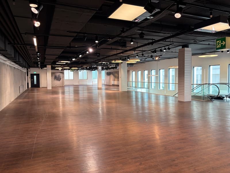 Top sales area in prime location – Bahnhofstrasse Buchs SG (approx. 1'264 m²) (13)
