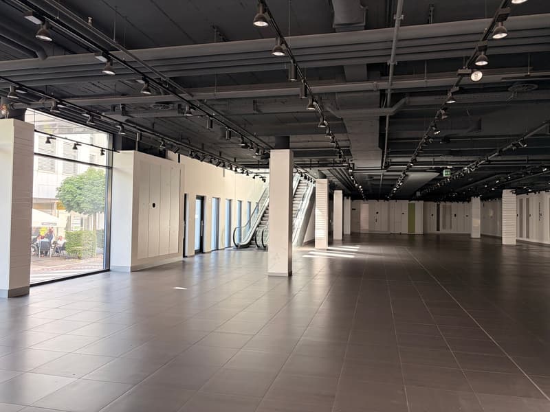 Top sales area in prime location – Bahnhofstrasse Buchs SG (approx. 1'264 m²) (10)