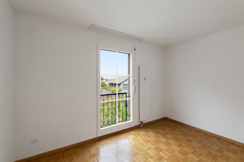 Appartement moderne 3.5 pièces avec balcon à Arlesheim (6)
