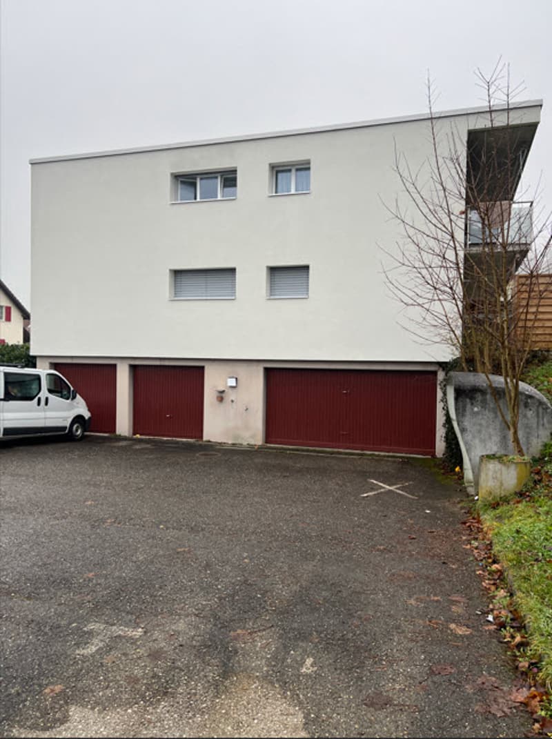 Double garage for rent (1)