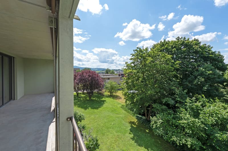 Moderne 2.5 Zimmerwohnung an top Lage (2)