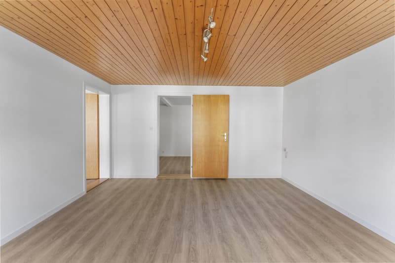 Charming 2-room old building apartment on the high ground floor in Oberdiessbach (5)