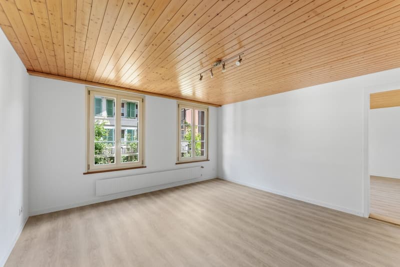Charming 2-room old building apartment on the high ground floor in Oberdiessbach (3)