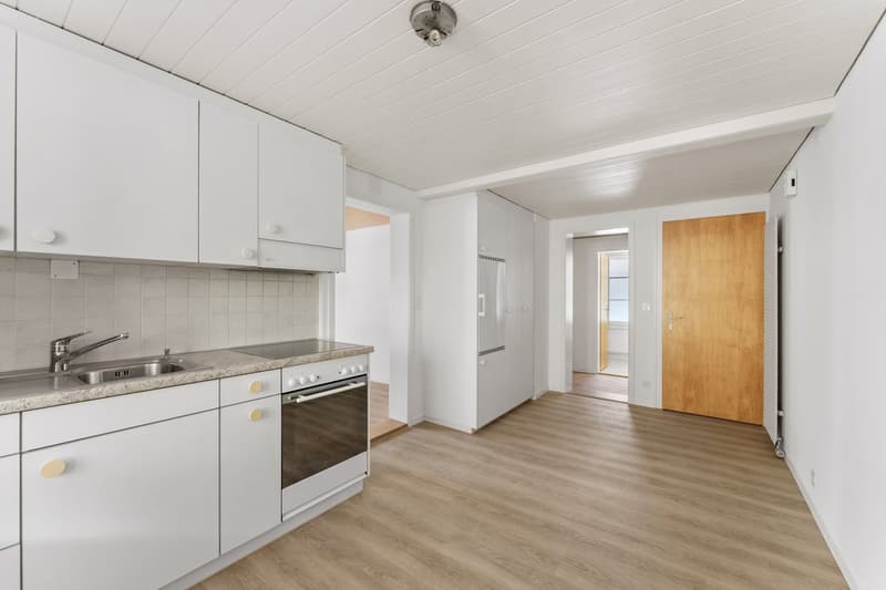 Charming 2-room old building apartment on the high ground floor in Oberdiessbach (2)