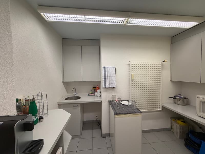 Charmante Büro-/Gewerbefläche mitten in der Thuner Altstadt (4)