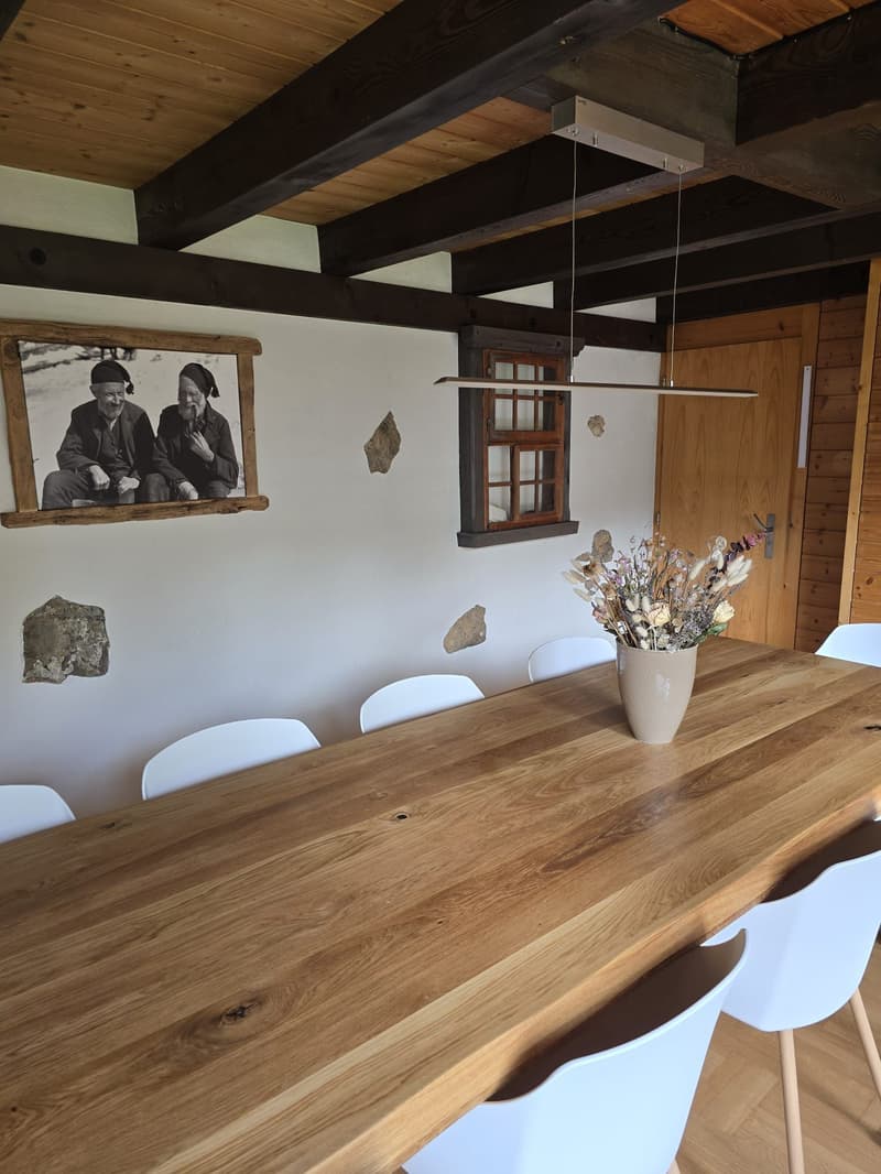 Sunny 5.5-room holiday apartment with fireplace in Adelboden (4)