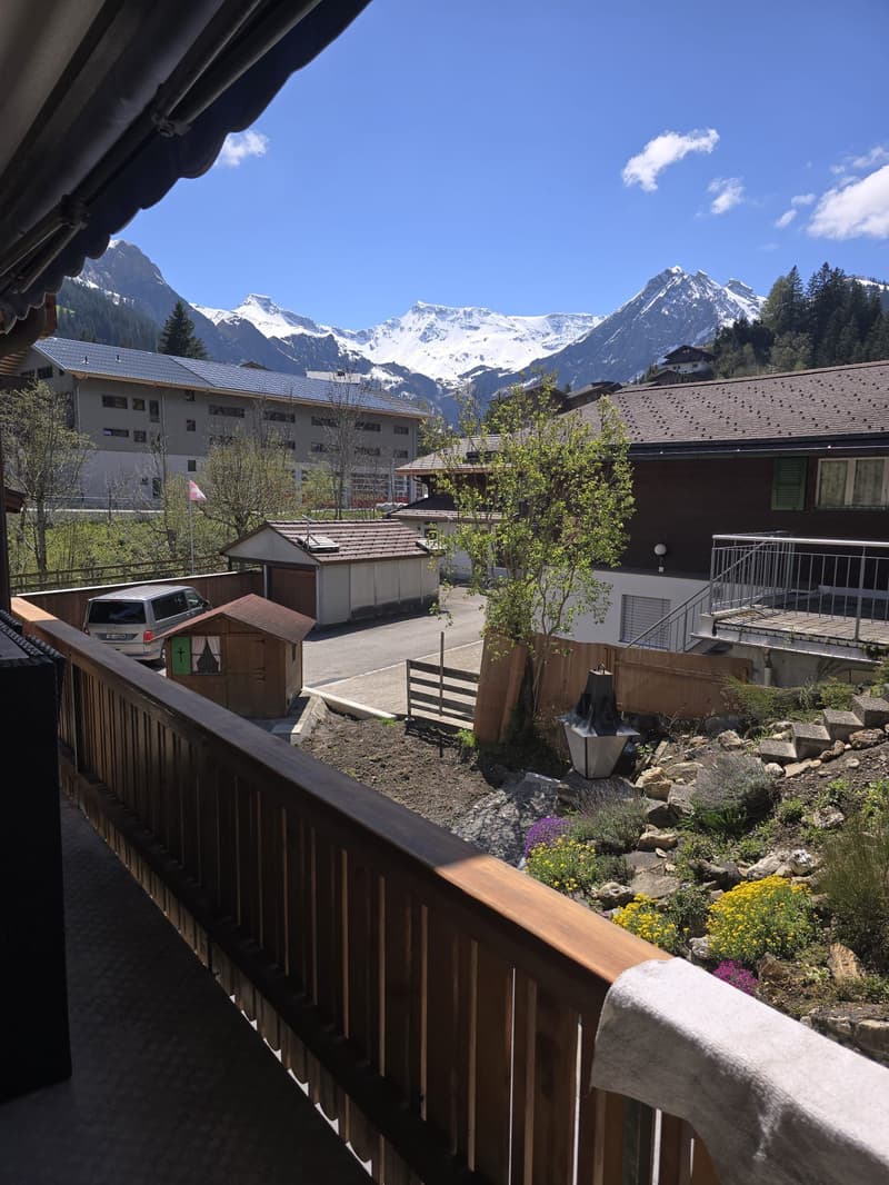 Sunny 5.5-room holiday apartment with fireplace in Adelboden (5)