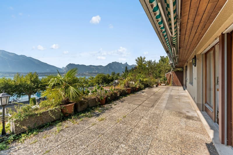 Charmante 3.5-Zimmer-Terrassenwohnung mit traumhaftem Seepanorama in Oberhofen am Thunersee (2)