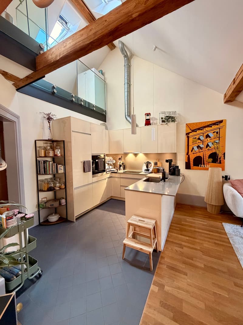 Charmante 2.5-Zimmer-Dachwohnung an ruhiger Lage in Bern (7)