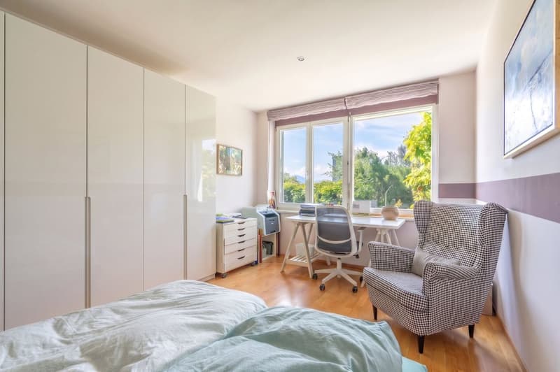 Meraviglioso appartamento di 4.5 locali con giardino privato in un quartiere tranquillo (7)