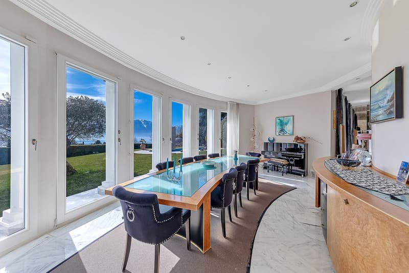 Magnificent detached villa with breathtaking views on the heights of Montreux (8)