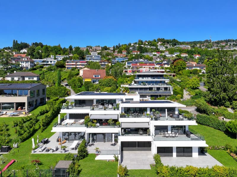 Appartement moderne de 2.5 pièces avec une terrasse de 45m2 et une vue à couper le souffle (1)